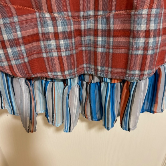 LIKE NEW! Women's Upcycled Gypsy Custom Flannel w/Ruffle - MEDIUM - Picture 6 of 12